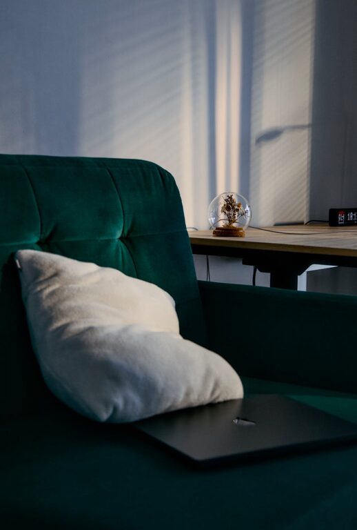 Tips for Creating a Cozy and Inviting Home Office Space